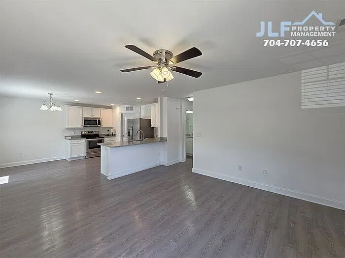 3 bed, 2.0 bath, 1064 sqft, $1,550 — Photo 3