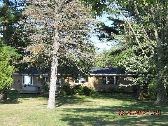 2nd image of 5525 S Lakeshore Dr