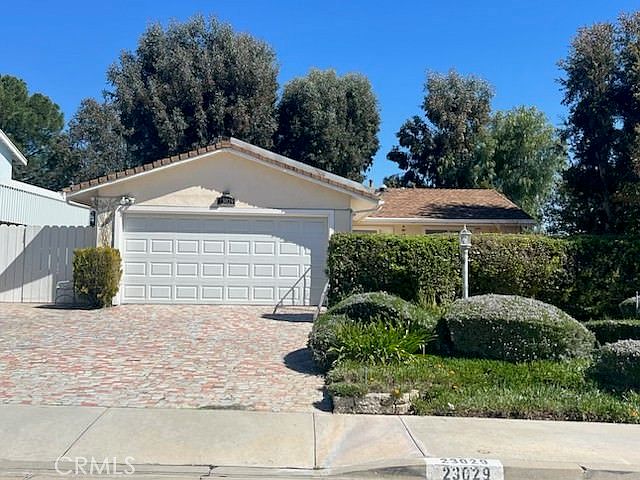 1st image of 23029 Ash Glen Cir
