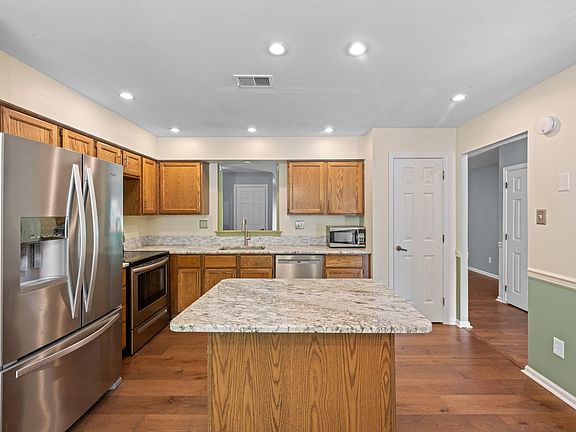 5th image of 117 Talgrath Ct