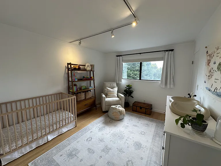 110 Morning Sun Ave — Photo 17