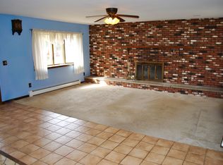 4 Jacobus Ln, Towaco, NJ 07082