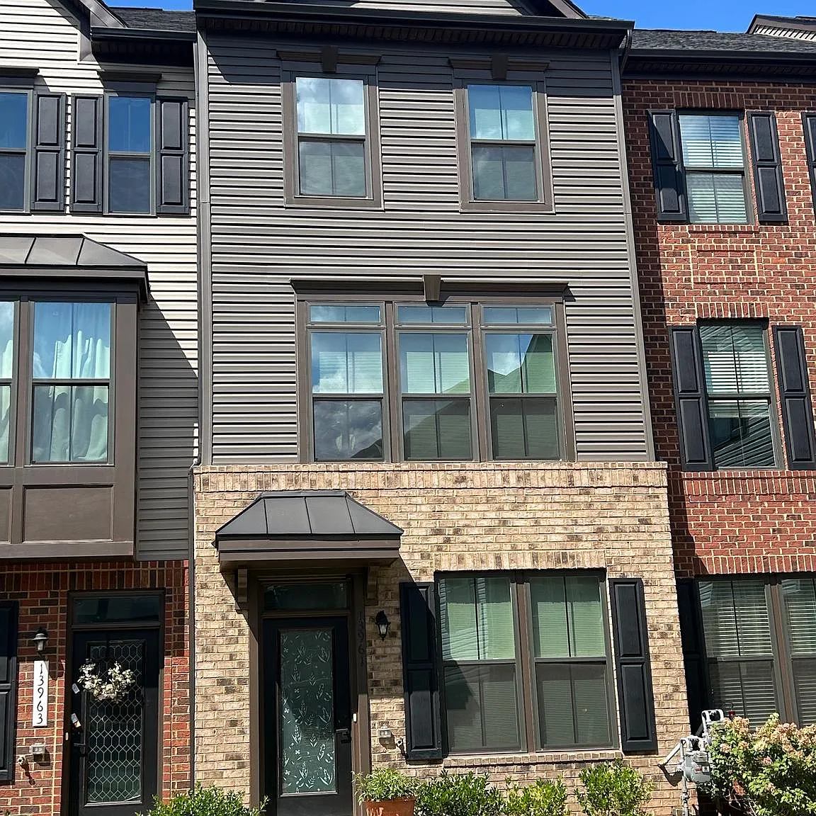 2 bed, 1664 sqft, $950 — Photo 1