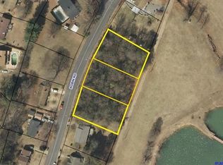 1513 Robin Rd, Newton, NC 28658