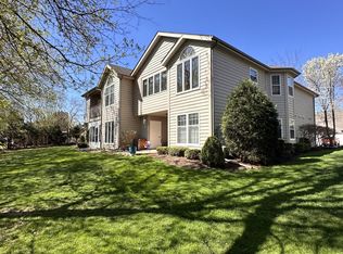 954 Dorothy Ct UNIT 9D, Burlington, WI 53105