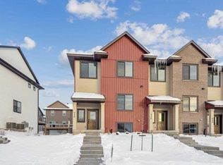 948 Dubs Dr, Iowa City, IA 52246