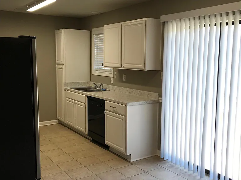 159 Hickory Hills Dr — Photo 8