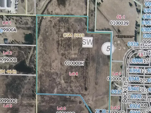 2008 DAVIDS VIEW LANE, West Bend, WI 53090