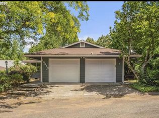10910 SW Garden Park Pl APT A, Tigard, OR 97223