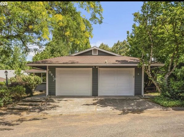 10910 SW Garden Park Pl APT A