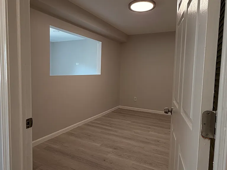 80 Claudia Dr — Photo 4