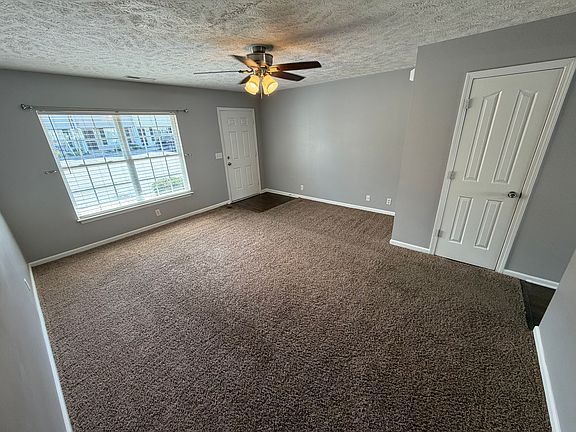 3rd image of 2961 S Rutherford Blvd APT B-4