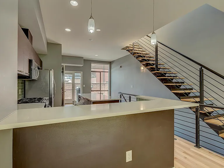 2345 Walnut St #17 — Photo 8
