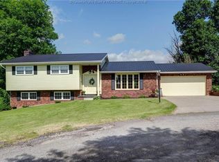 5218 Dellway Dr, Charleston, WV 25313
