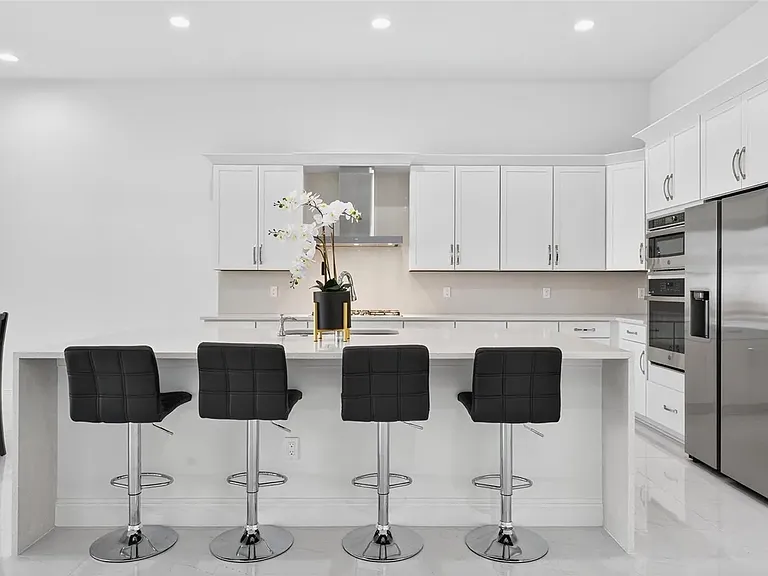 8950 Baroque Ter — Photo 9