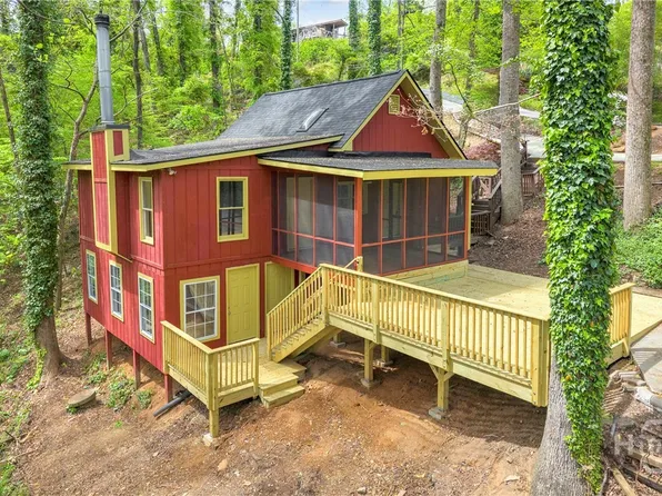 6417 Honeysuckle Lane, Gainesville, GA 30506