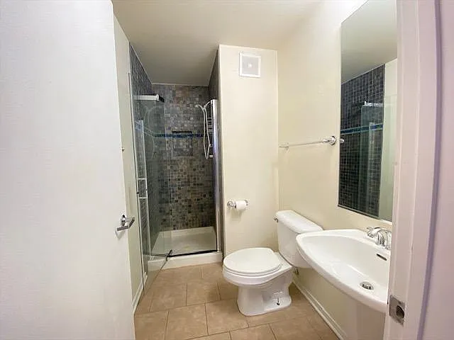 130 S Canal St #804 — Photo 19