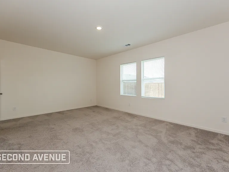 1869 Lockhart Dr — Photo 7