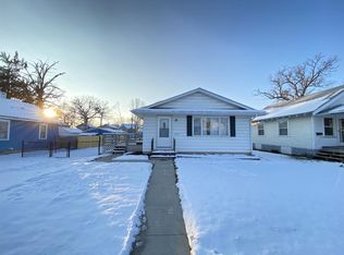1133 Center Point Rd NE, Cedar Rapids, IA 52402