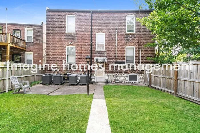 4547 Flora Ave #2W — Photo 17