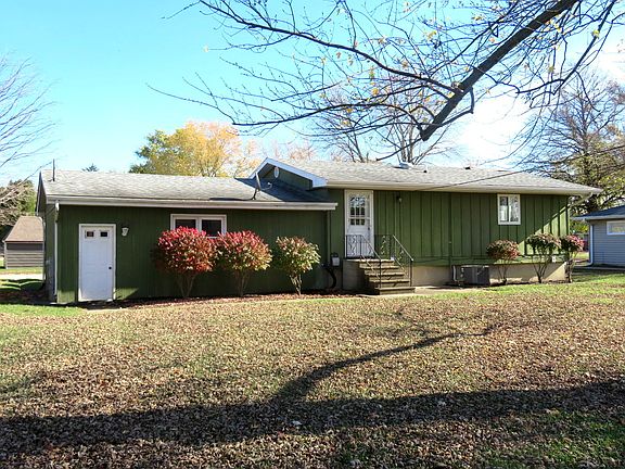 4th image of 6955 Cambridge Dr
