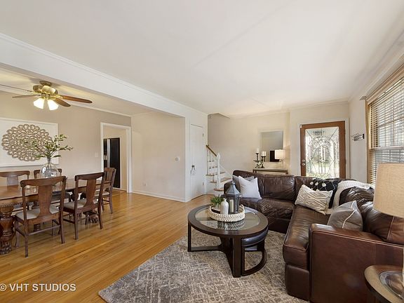 3rd image of 408 S Carlyle Pl