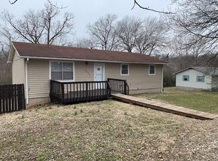 1531 Hilldale Dr, Neosho, MO 64850