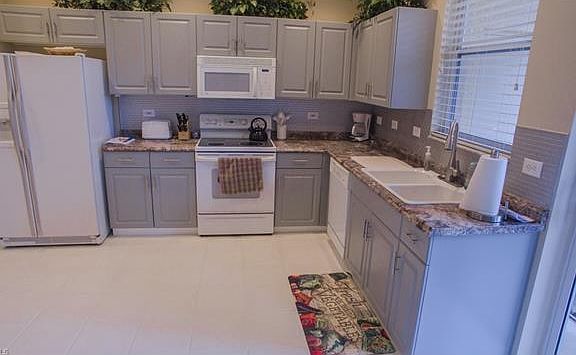 2nd image of 8247 Parkstone Pl #108