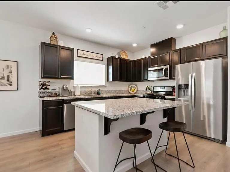 1204 Aspenparke Way — Photo 8