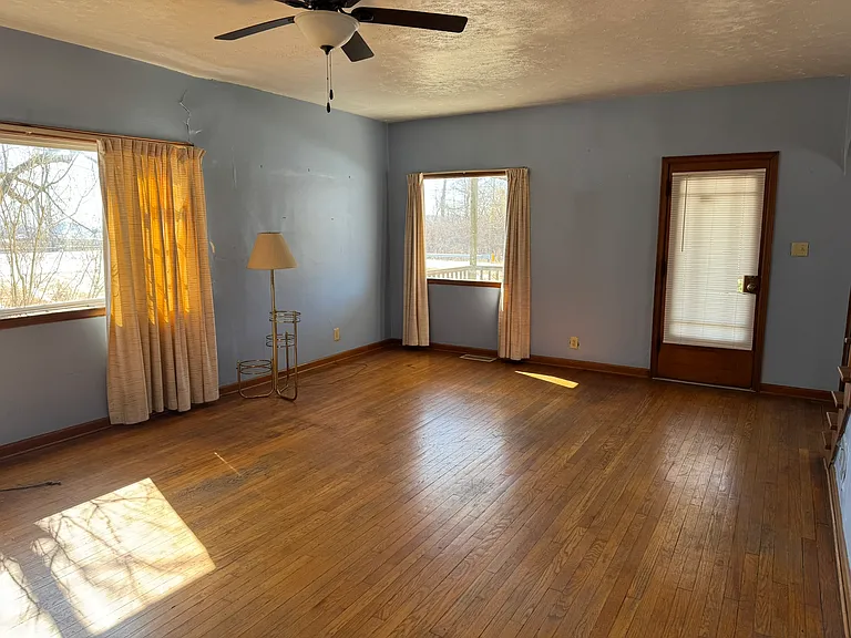 1131 S Section Line Rd — Photo 24