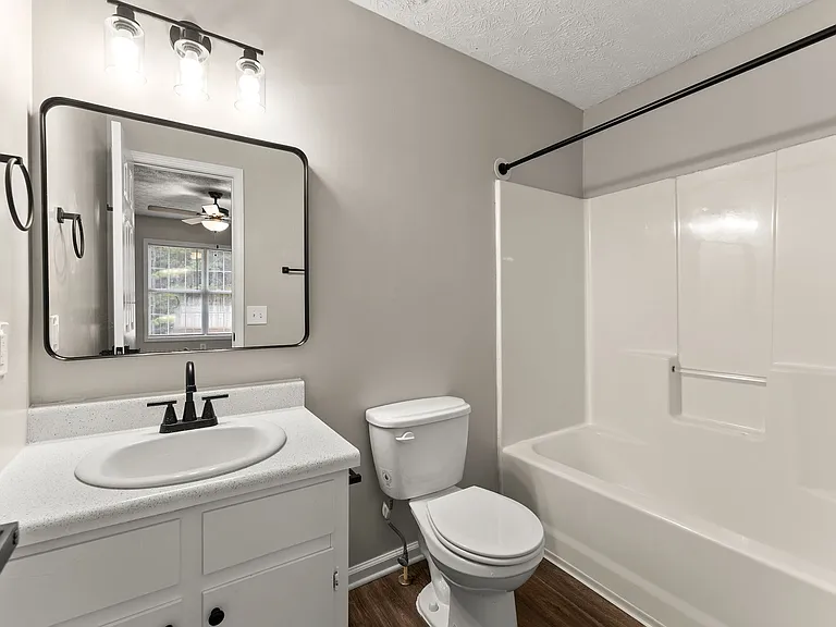 Brookwood Townhomes — Photo 9