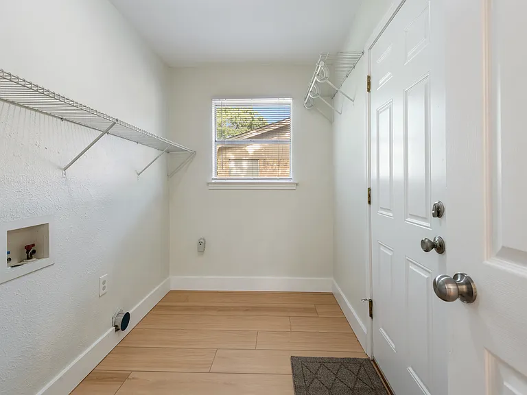 3418 Woodthrush Ln — Photo 5