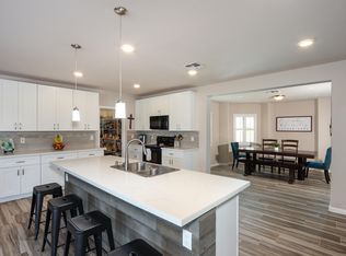 8103 N Warren Rd, Maricopa, AZ 85139