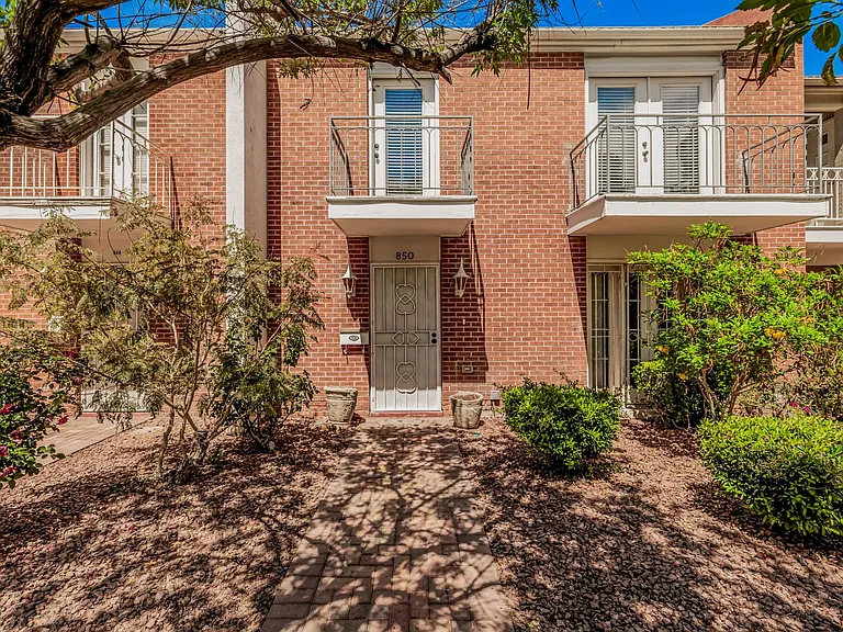 850 Tam O Shanter — Photo 2