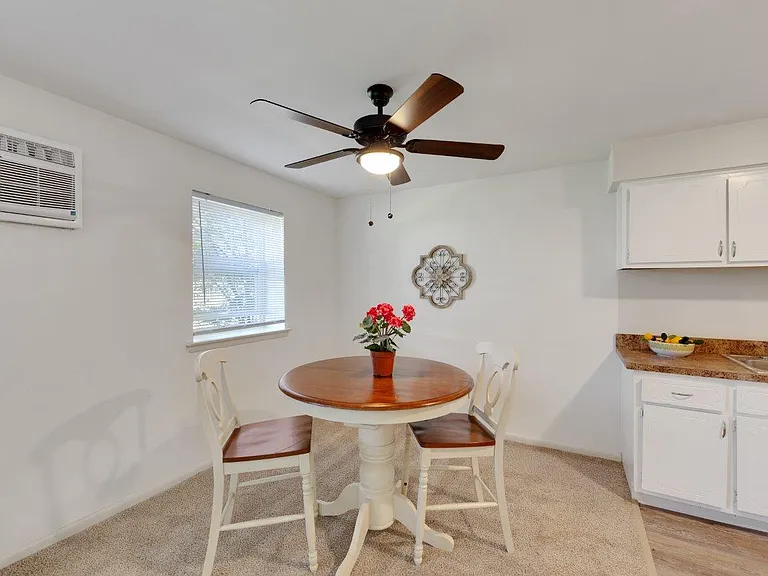 Blair Mill Village West Apartment Homes — Photo 7