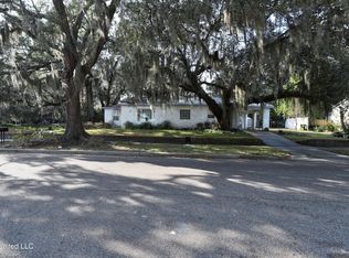 1229 Kensington Dr, Biloxi, MS 39530