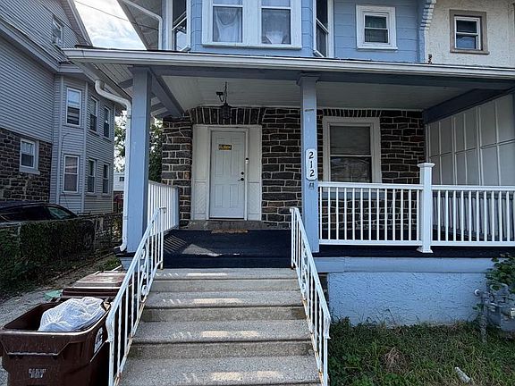 2nd image of 212 N Maple Ave