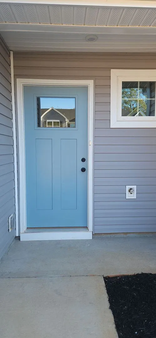 3 BR Townhome in Arden Woods Townhomes — Photo 2