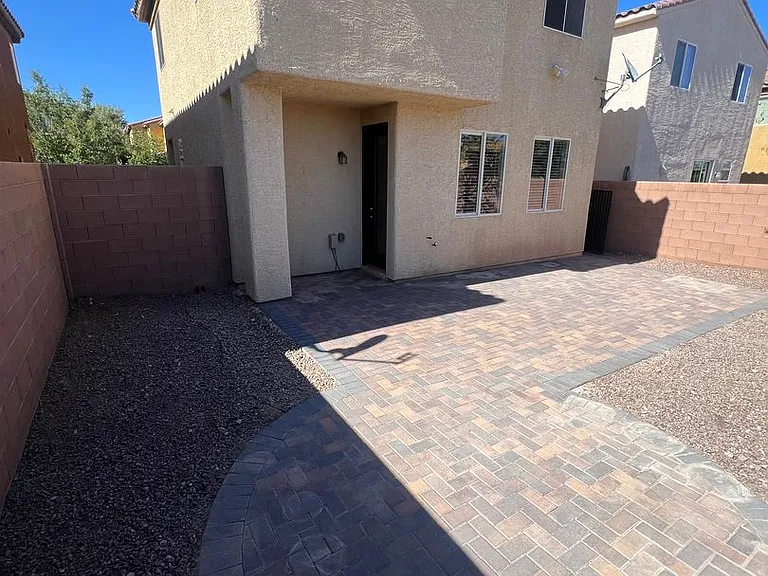 779 Proud Waters Ct — Photo 38