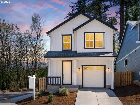 2260 NE 207th Pl, Fairview, OR 97024