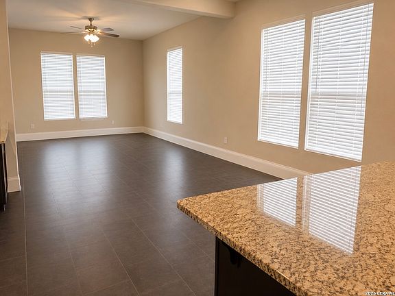 3rd image of 351 Belmont
