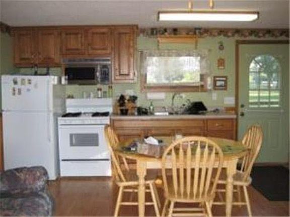 5th image of 42895 SUNSHINE VILLA DR