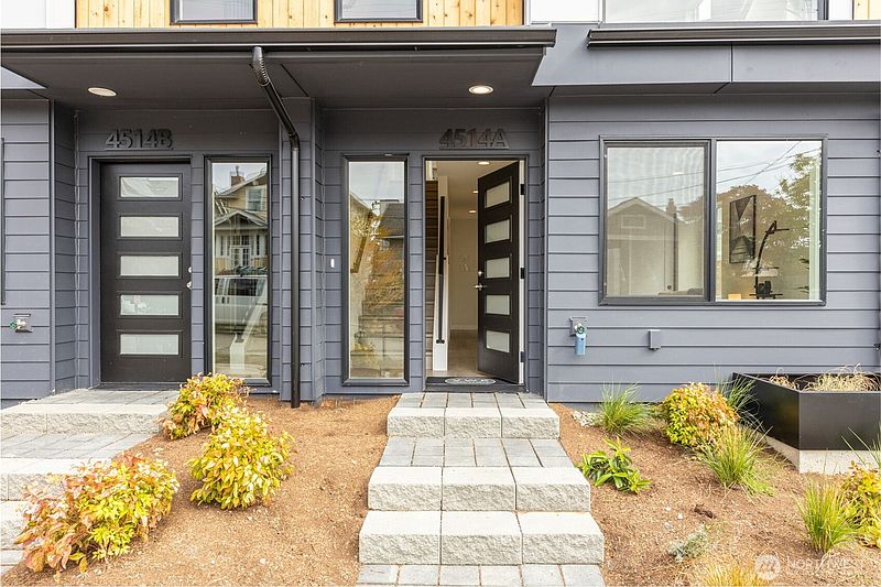 2nd image of 4514 A Corliss Avenue N