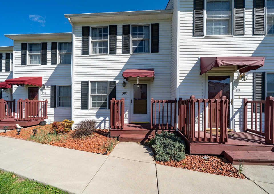 1st image of 316 Beaverview Dr #316