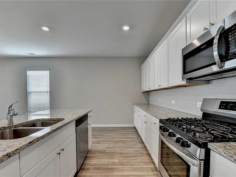 4335 Magpie Dr — Photo 24