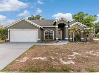 12106 Shady Forest Dr, Riverview, FL 33569