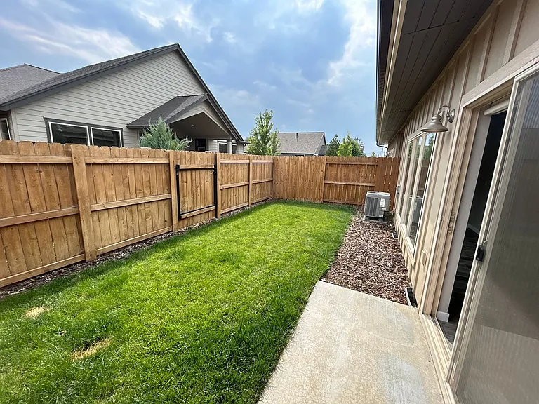 3674 SW Badger Ave — Photo 18