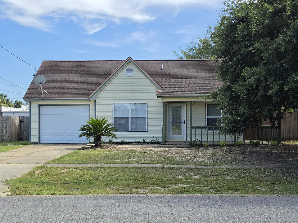 2289 Estate Cir