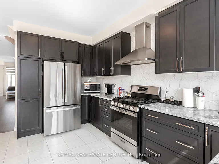 353 Inspire Blvd — Photo 11