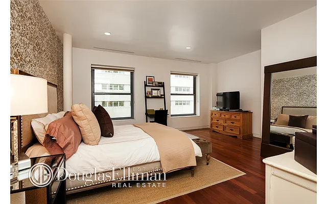 Sold by Douglas Elliman | media 10